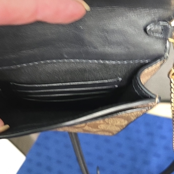 SALE Coach Black and Tan Crossbody Bag - Picture 4 of 11